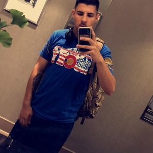 Meet your Posher, Dylan